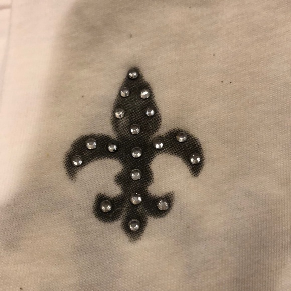 ❣️Miss Me Fleur-De-Lis Print Tee❣️ - Picture 5 of 6